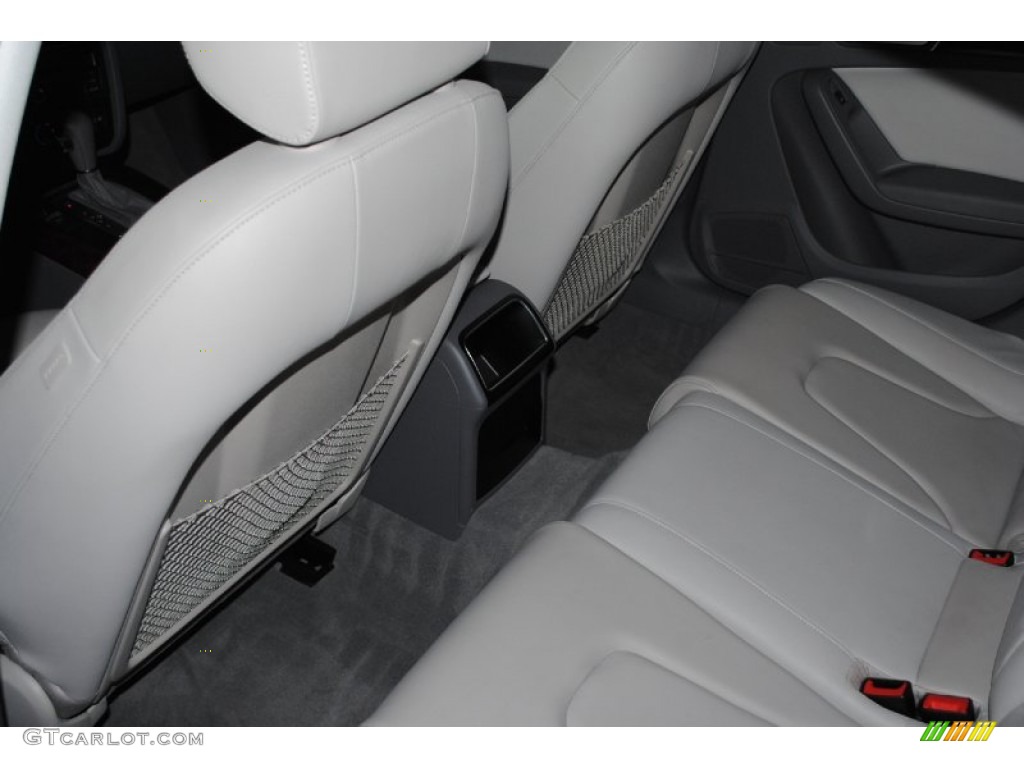 2010 A4 2.0T quattro Sedan - Aruba Blue Pearl Effect / Light Gray photo #27