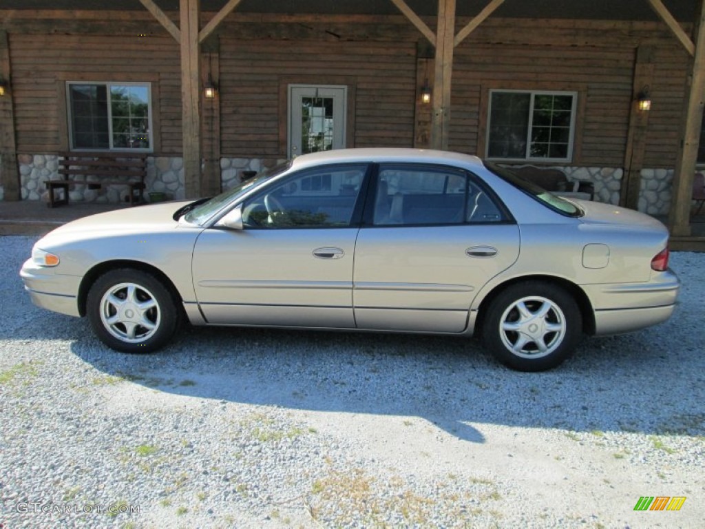 2002 Regal LS - Light Sandrift Metallic / Taupe photo #1