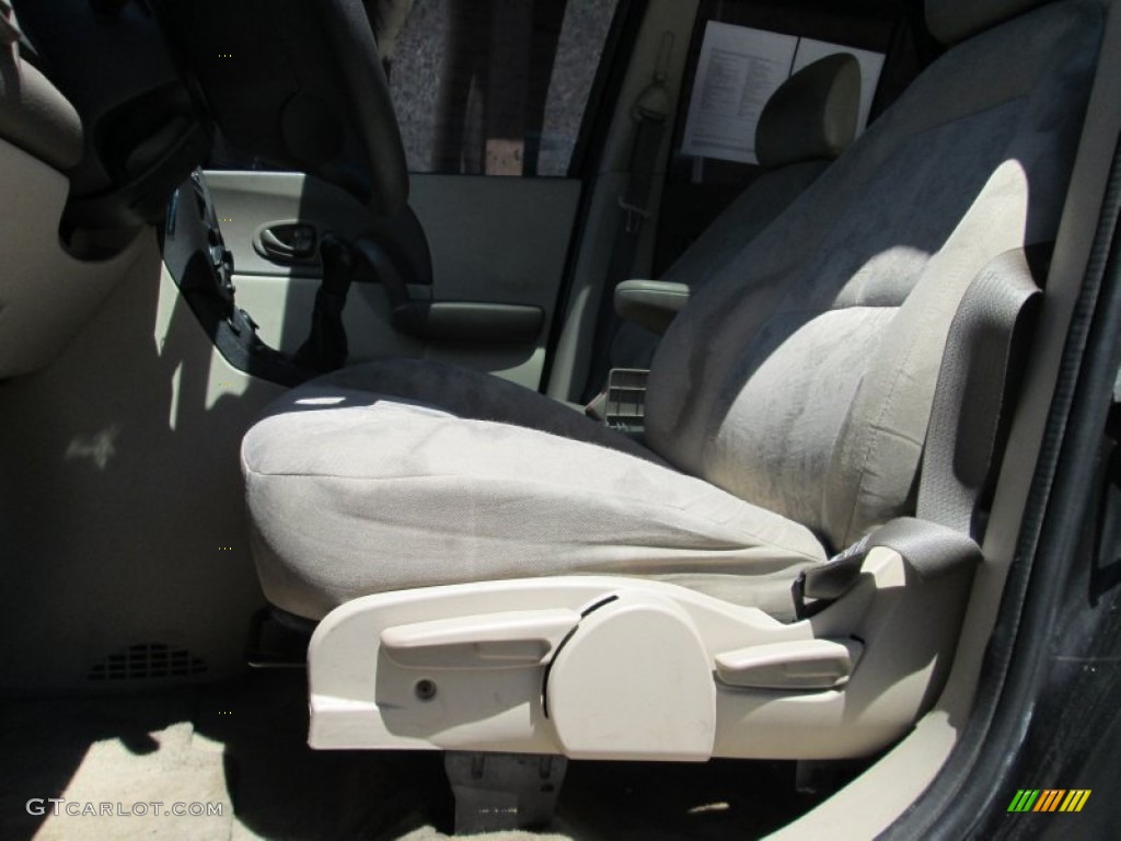 2002 VUE  - Orange / Light Tan photo #10