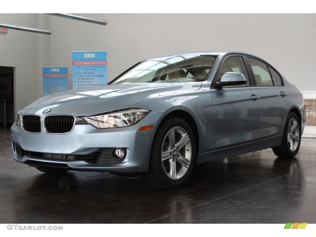 2013 3 Series 328i Sedan - Liquid Blue Metallic / Venetian Beige photo #2