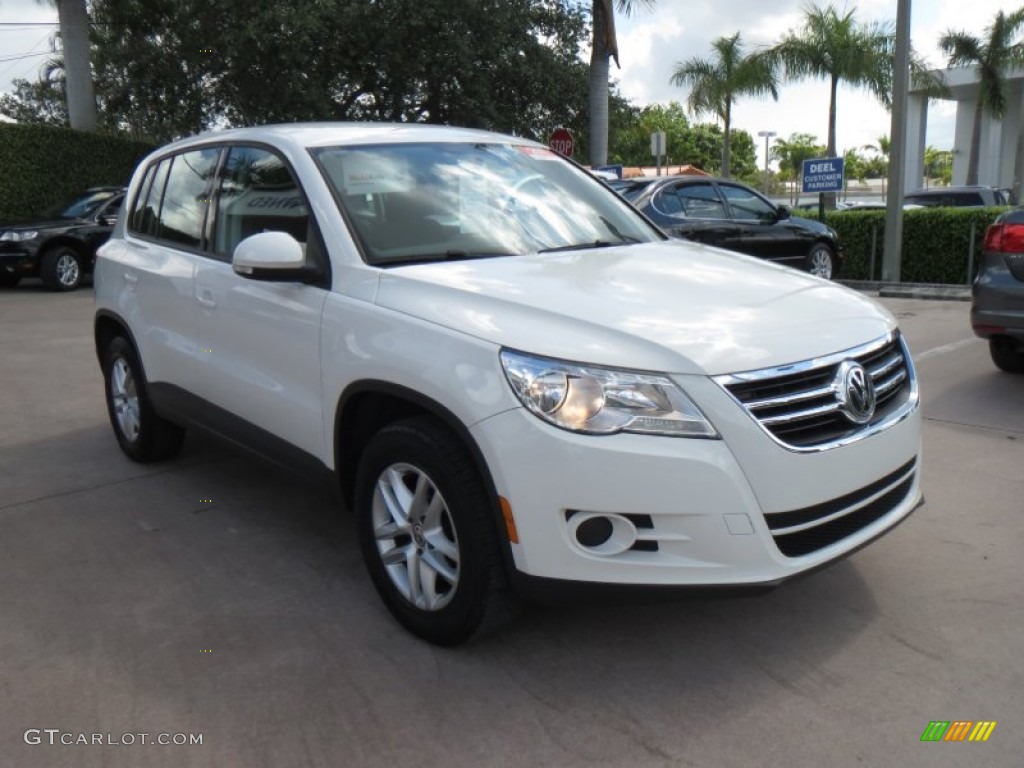 2011 Tiguan S - Candy White / Charcoal photo #7