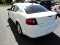 Bright White - Avenger Mainstreet Photo No. 3