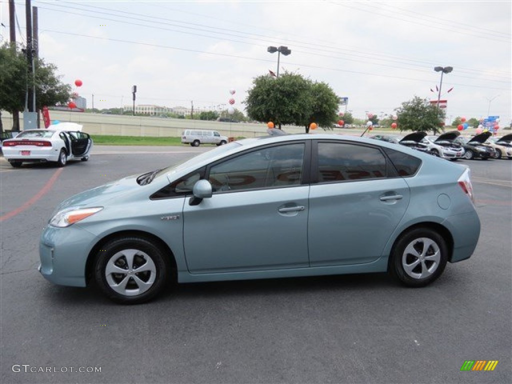 2012 Prius 3rd Gen Three Hybrid - Sea Glass Pearl / Misty Gray photo #4