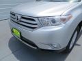 2013 Classic Silver Metallic Toyota Highlander V6  photo #10