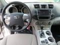 2013 Classic Silver Metallic Toyota Highlander V6  photo #24