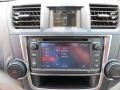 2013 Classic Silver Metallic Toyota Highlander V6  photo #26