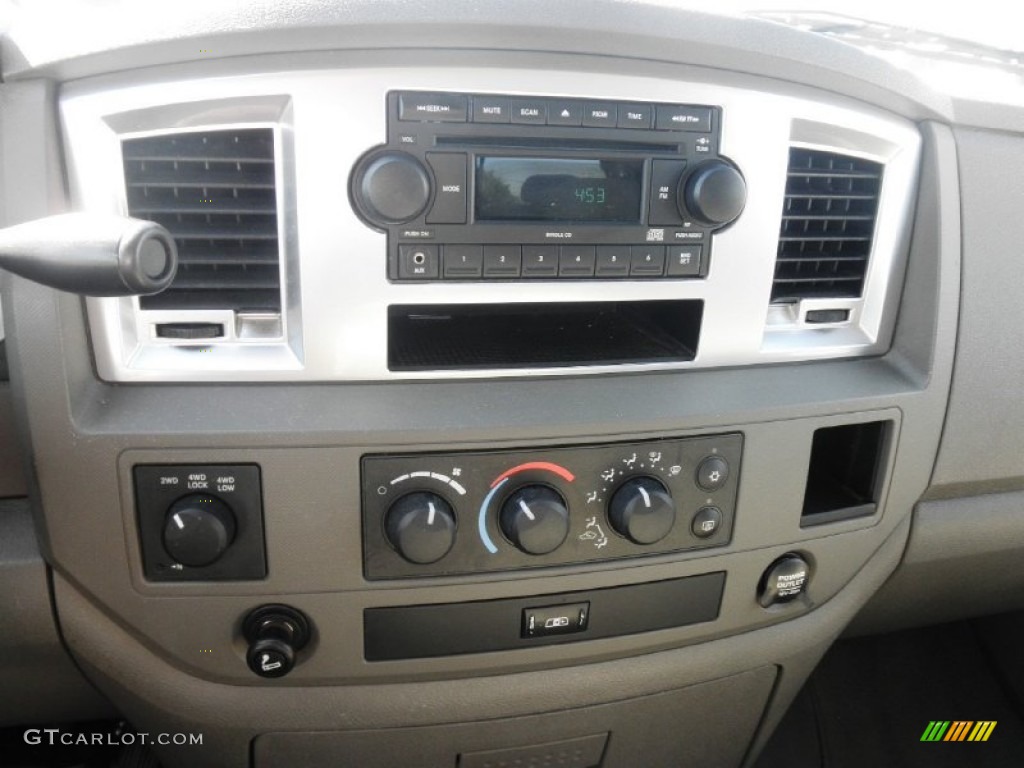 2008 Dodge Ram 1500 Big Horn Edition Quad Cab 4x4 Controls Photo #81469976