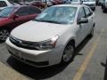 White Suede - Focus S Sedan Photo No. 4