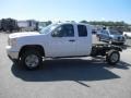 Summit White - Sierra 2500HD Extended Cab 4x4 Chassis Photo No. 4