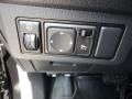 Super Black - Versa 1.8 SL Hatchback Photo No. 13