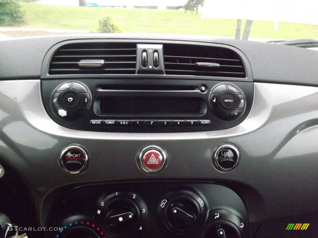 2012 Fiat 500 Pop Controls Photo #81474576