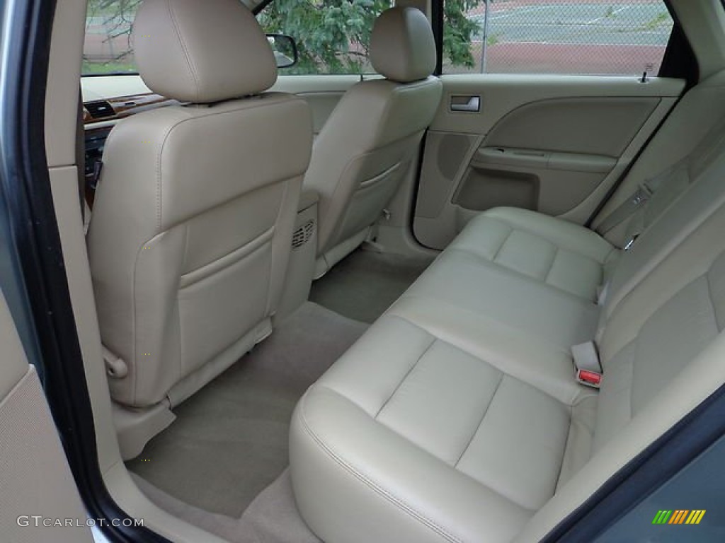 2005 Ford Five Hundred Limited AWD Rear Seat Photo #81474921