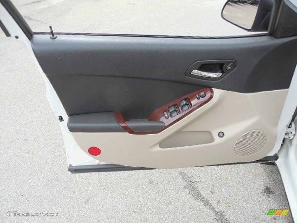 2007 Pontiac G6 GT Sedan Door Panel Photos