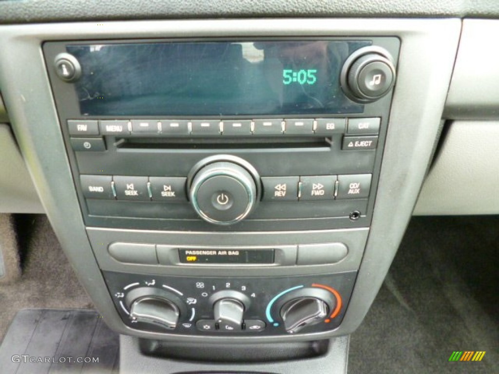 2008 Chevrolet Cobalt LT Coupe Controls Photo #81477603