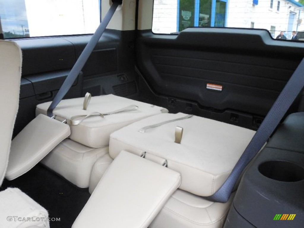 2013 Ford Flex Limited AWD Rear Seat Photos