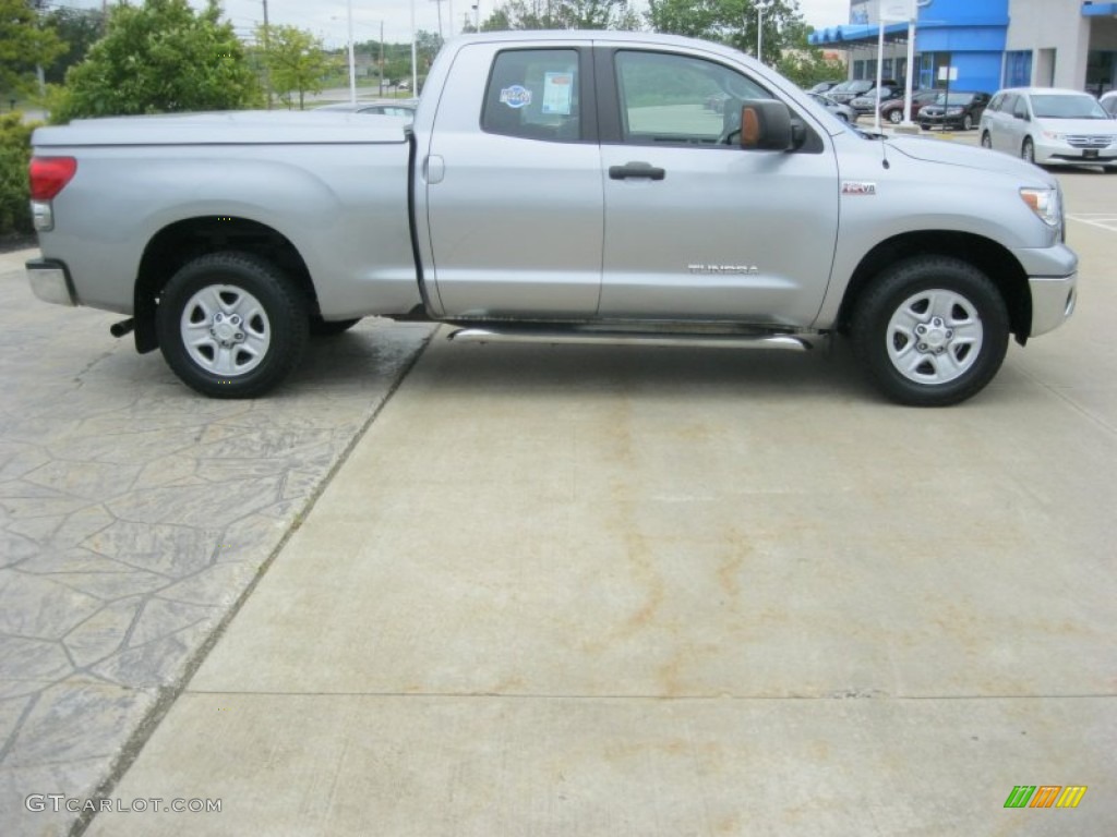 2009 Tundra SR5 Double Cab 4x4 - Silver Sky Metallic / Graphite Gray photo #4