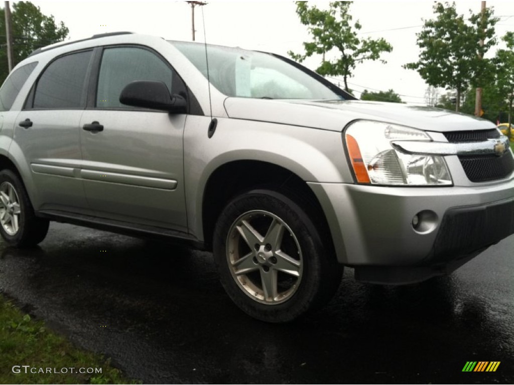 2005 Equinox LS AWD - Galaxy Silver Metallic / Light Gray photo #4