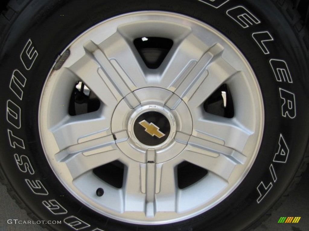 2010 Chevrolet Avalanche LS 4x4 Wheel Photos