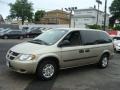 2006 Linen Gold Metallic Dodge Grand Caravan SE  photo #3