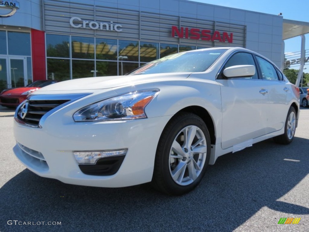 Pearl White Nissan Altima