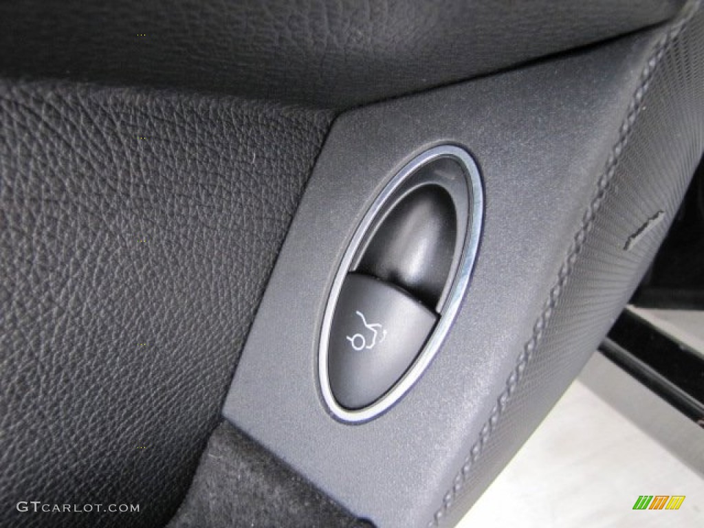 2008 Mercedes-Benz E 350 Sedan Controls Photo #81496240