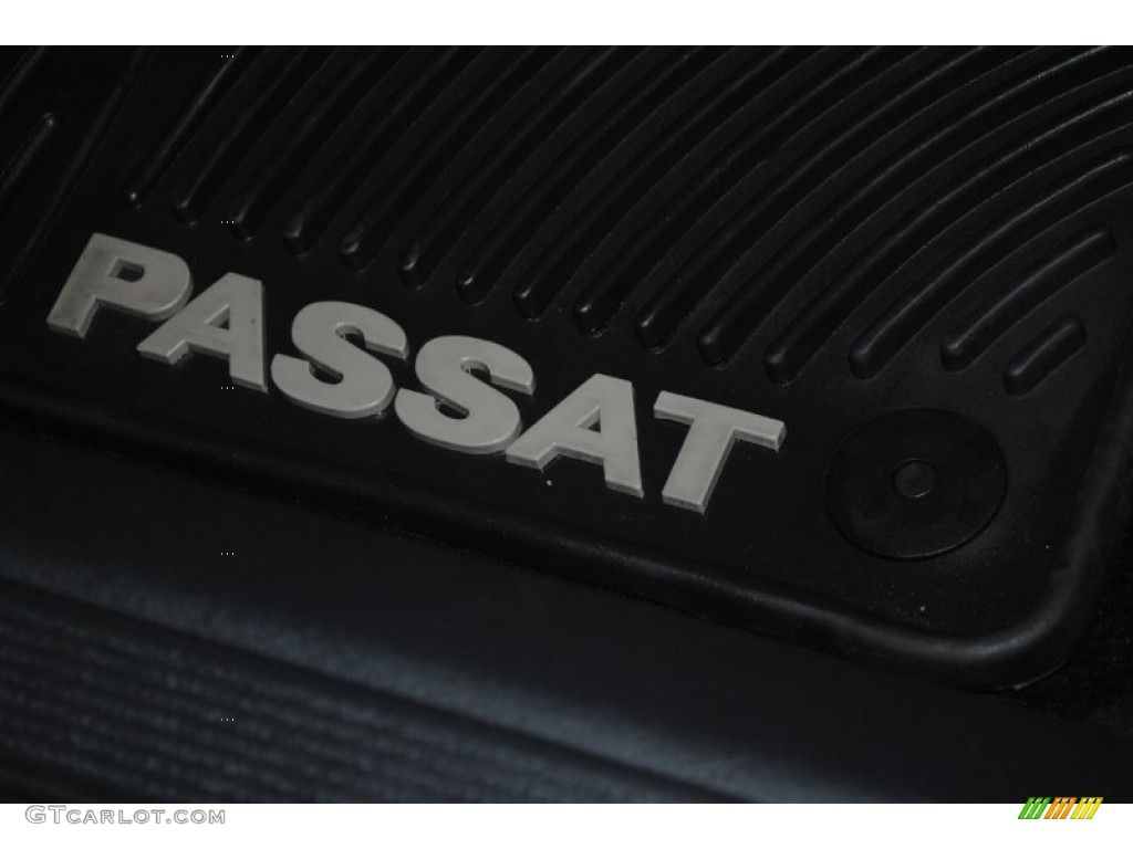 2008 Passat Komfort Wagon - Reflex Silver / Black photo #18