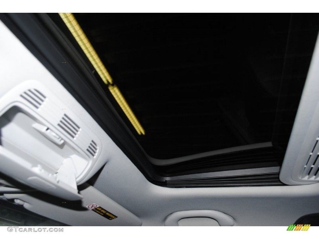 2008 Passat Komfort Wagon - Reflex Silver / Black photo #21