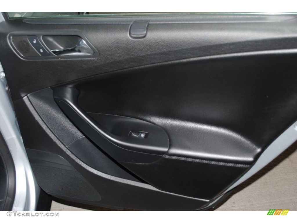 2008 Passat Komfort Wagon - Reflex Silver / Black photo #41