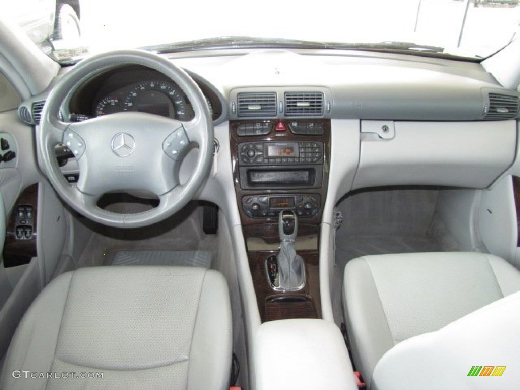 2002 Mercedes-Benz C 320 Wagon Ash Dashboard Photo #81497457
