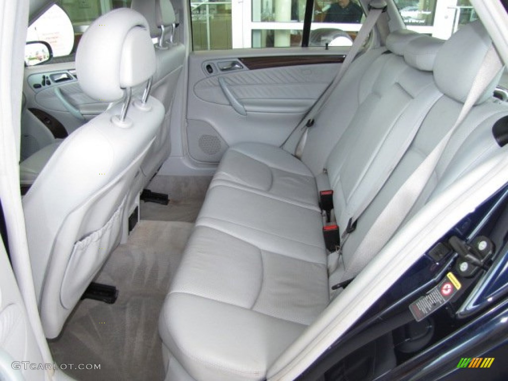 2002 Mercedes-Benz C 320 Wagon Rear Seat Photo #81497469