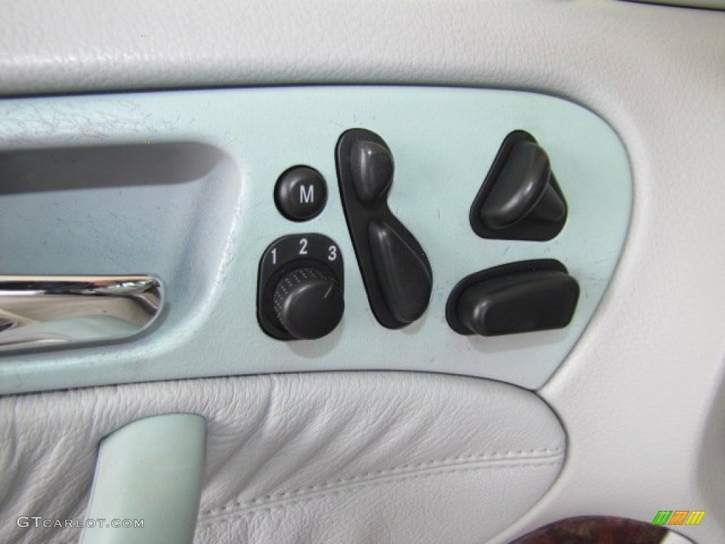 2002 Mercedes-Benz C 320 Wagon Controls Photo #81497867
