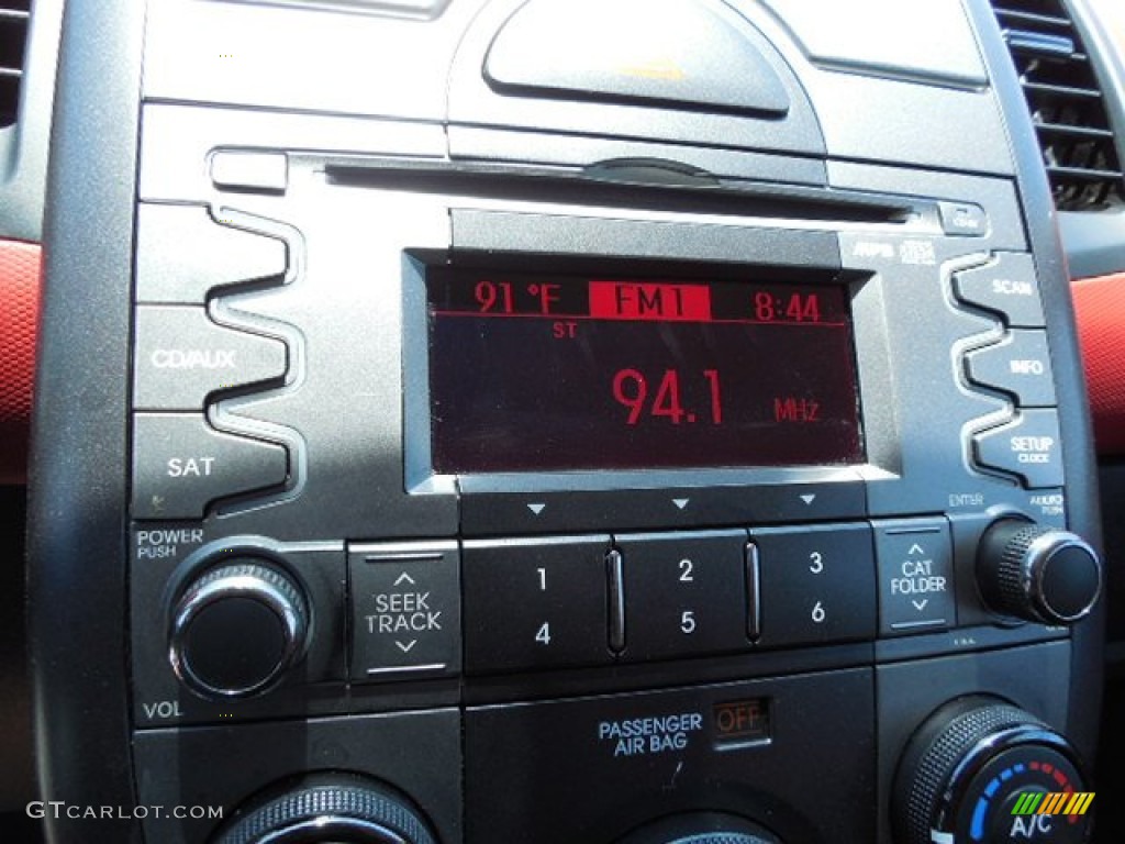 2010 Kia Soul Sport Controls Photo #81498294