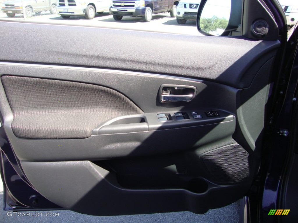 2012 Outlander Sport SE - Cosmic Blue / Black photo #9