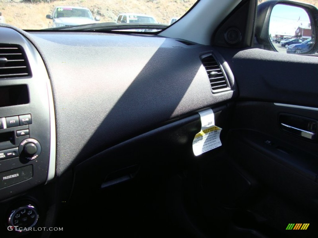 2012 Outlander Sport SE - Cosmic Blue / Black photo #15