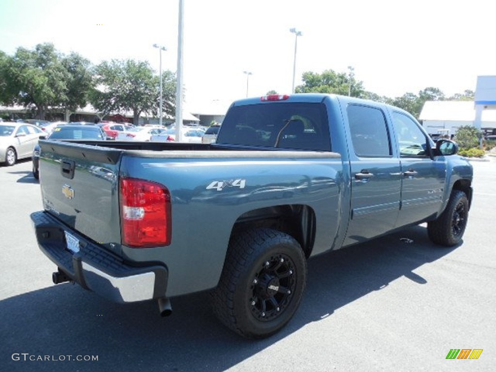 2009 Silverado 1500 LT Crew Cab 4x4 - Blue Granite Metallic / Ebony photo #8