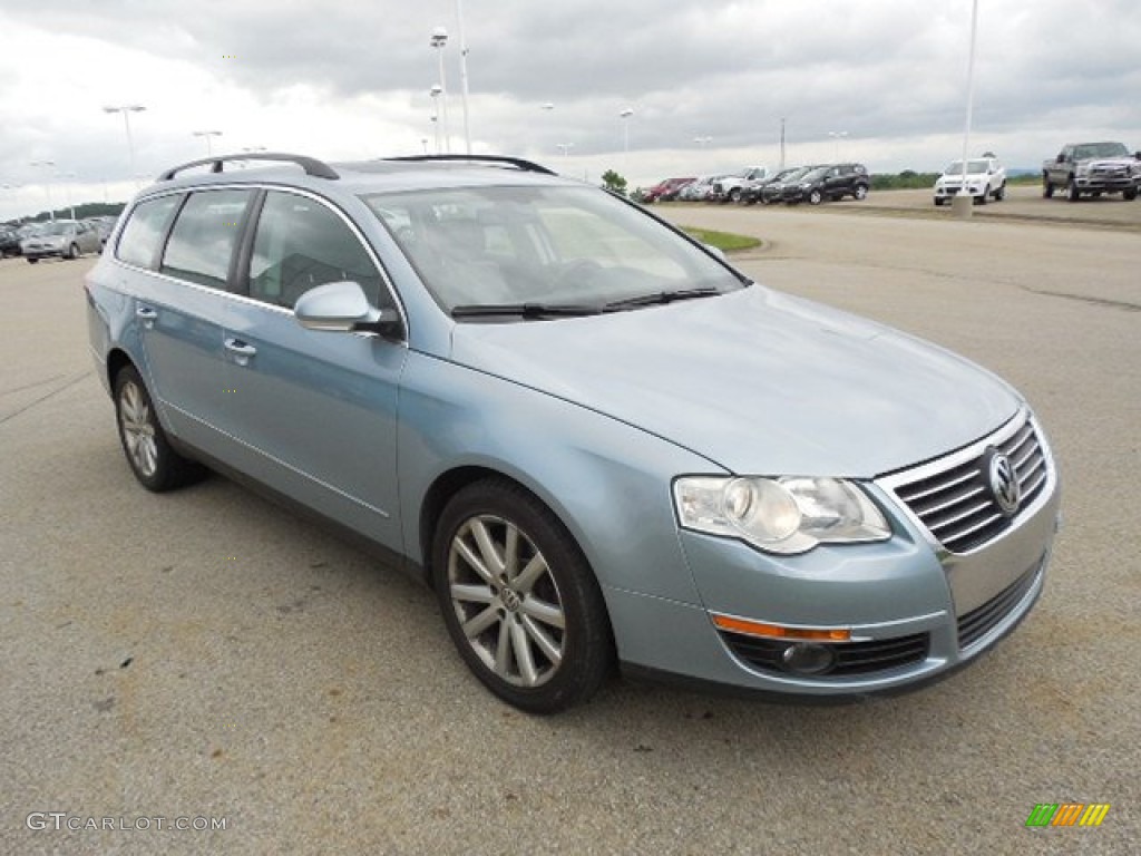 2007 Volkswagen Passat 3.6 4Motion Wagon Exterior Photos