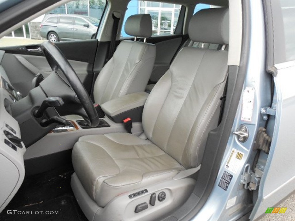 2007 Volkswagen Passat 3.6 4Motion Wagon Front Seat Photo #81500634