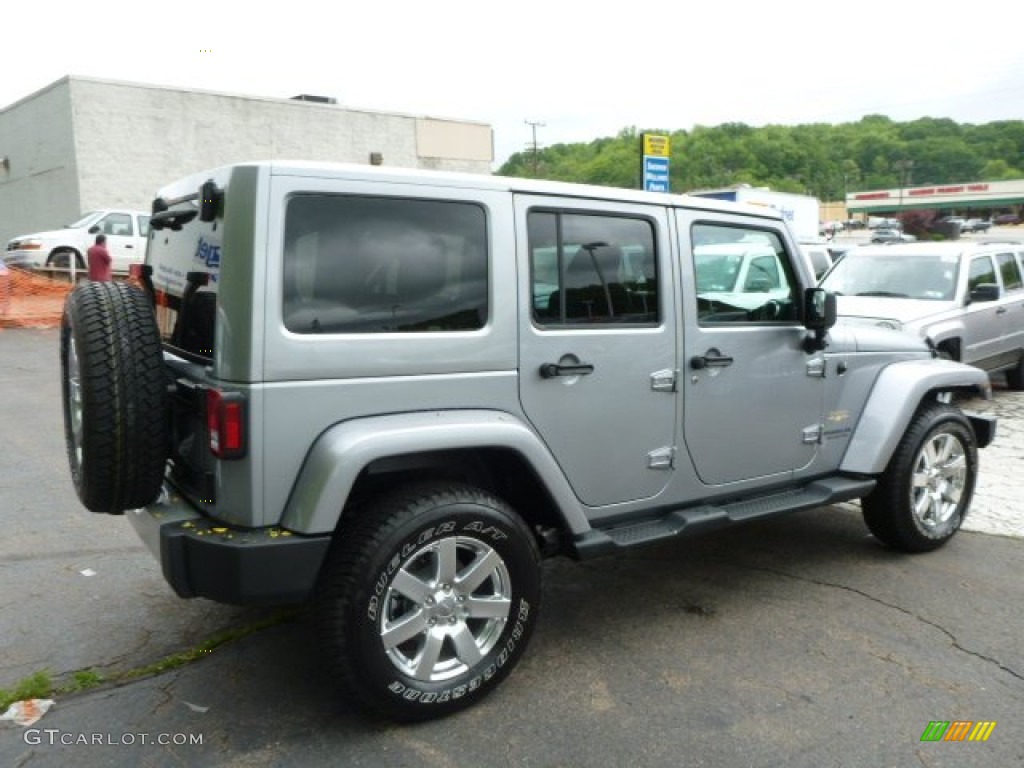 2013 Wrangler Unlimited Sahara 4x4 - Billet Silver Metallic / Black photo #5