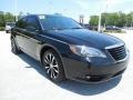Black - 200 S Sedan Photo No. 10