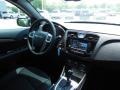 Black - 200 S Sedan Photo No. 11