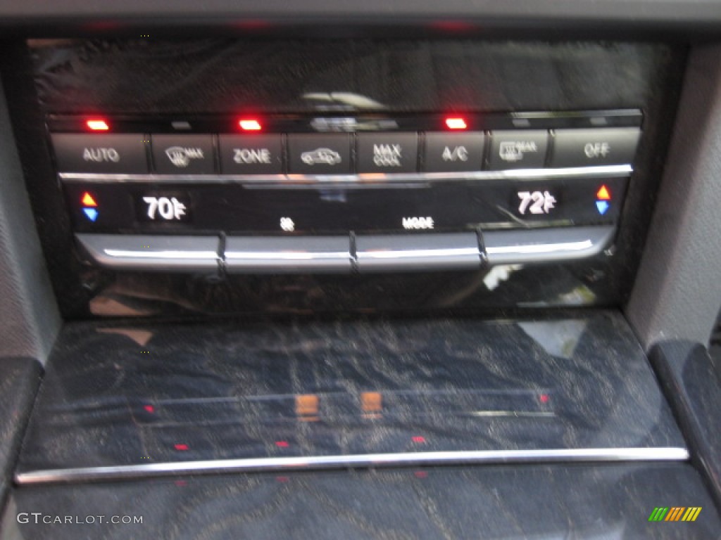 2010 E 550 Sedan - Arctic White / Black photo #13