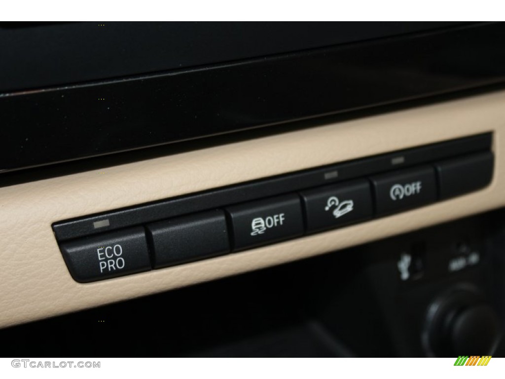 2014 BMW X1 xDrive28i Controls Photo #81505467