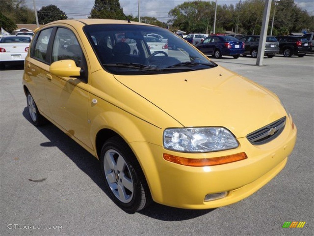 2008 Aveo Aveo5 LS - Summer Yellow / Charcoal photo #11