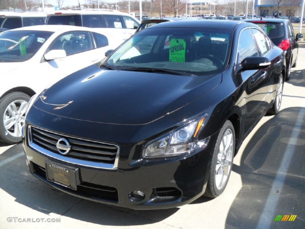 Super Black Nissan Maxima