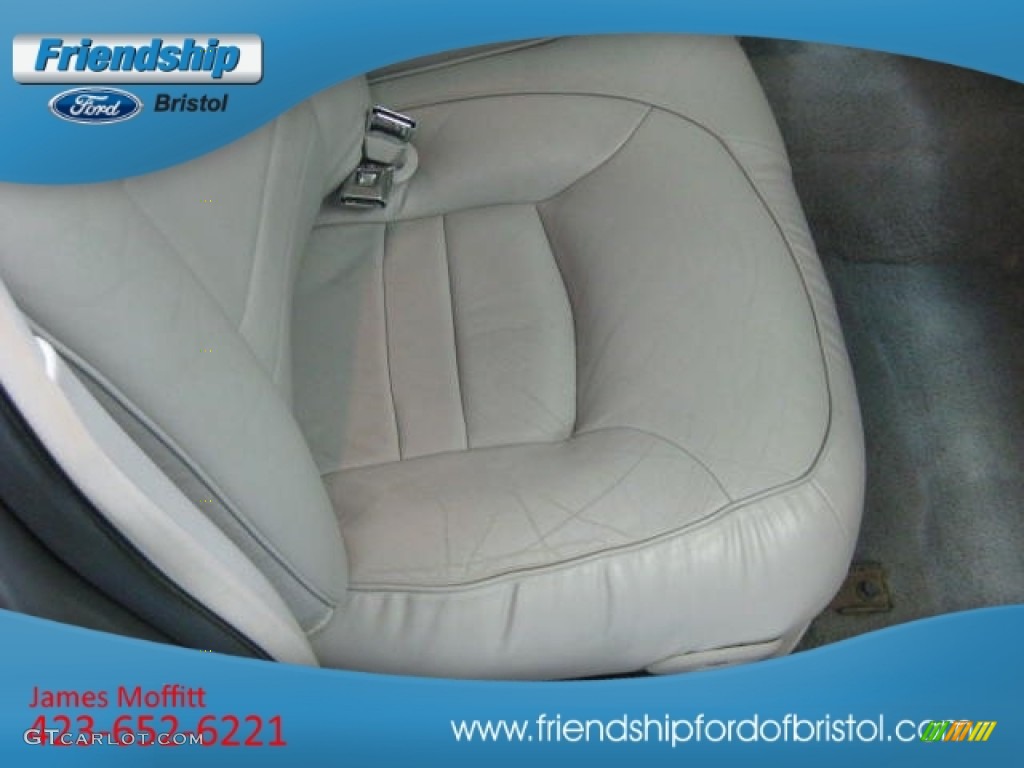 1998 Crown Victoria LX Sedan - Medium Gray Metallic / Light Graphite photo #10