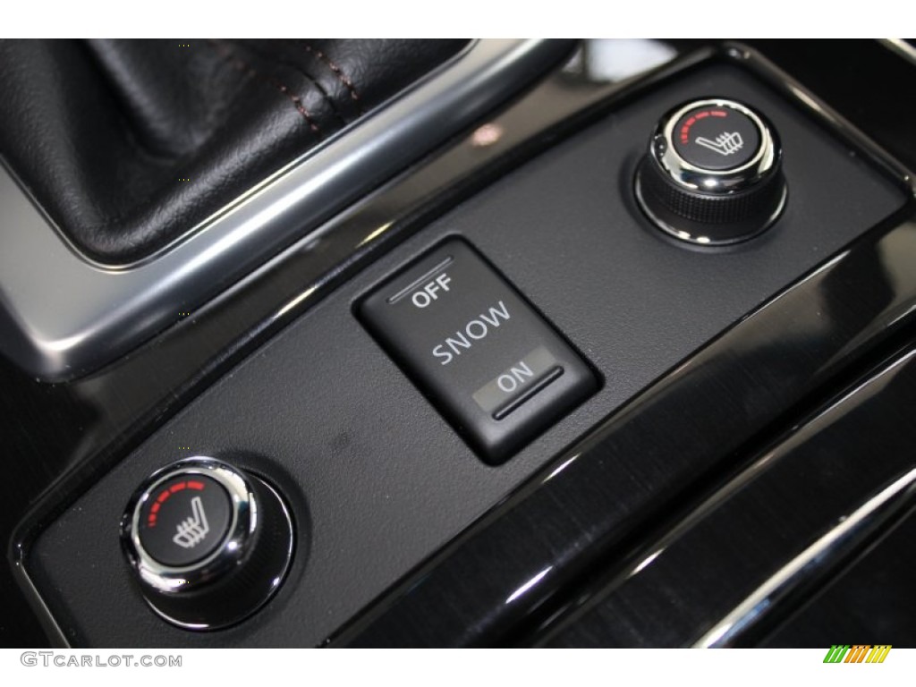 2013 Infiniti FX 37 AWD Controls Photo #81512420