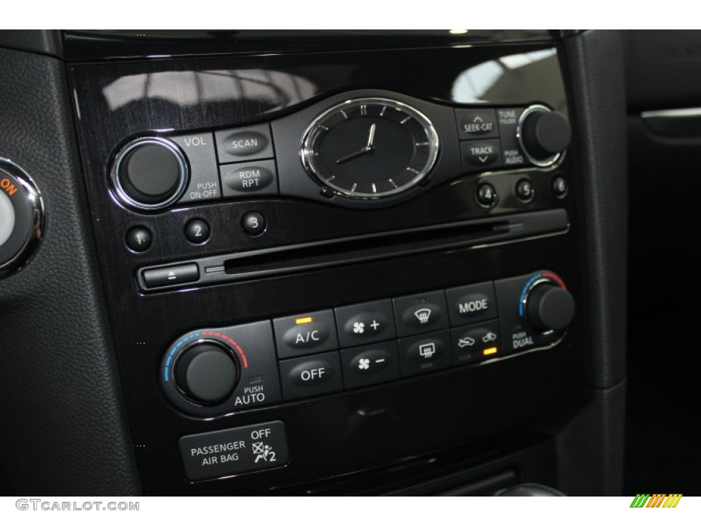 2013 Infiniti FX 37 AWD Controls Photo #81512442