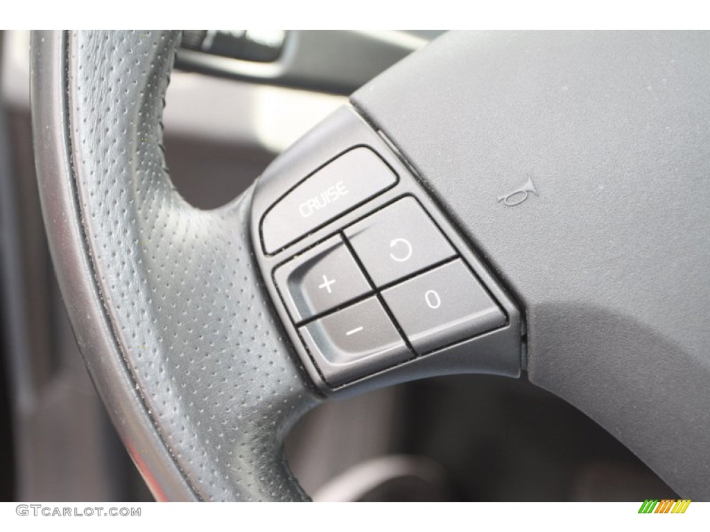 2011 Volvo C70 T5 Controls Photo #81513381