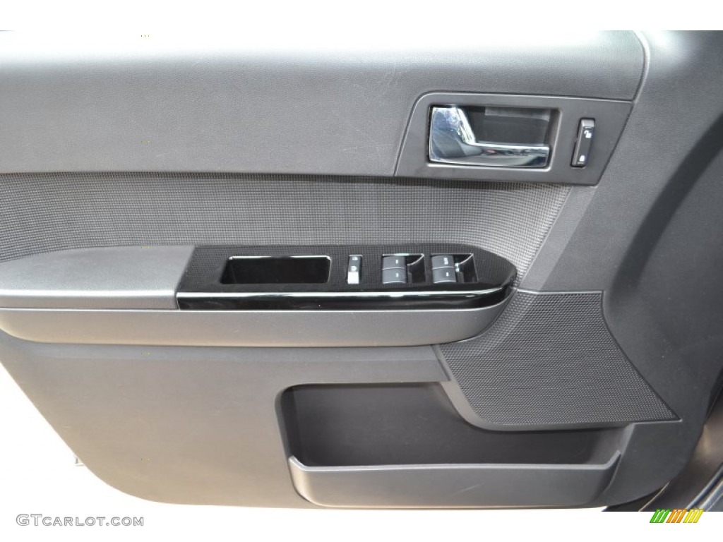 2010 Ford Escape Limited V6 Door Panel Photos