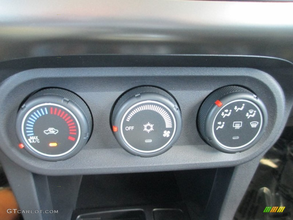 2013 Mitsubishi Lancer ES Controls Photo #81514475